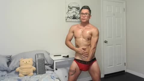 Snapshot of kevinkham chatting on October 1, 2:15 am kevinkham online show from October 1, 2:15 am