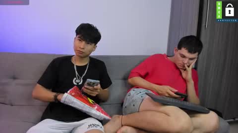 kevin and ottis online show from January 14, 12:26 am