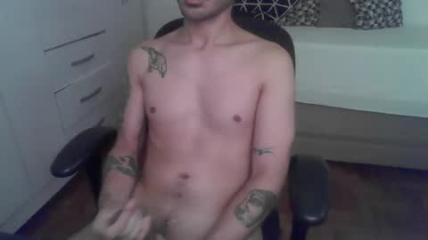 kfuc online show from November 18, 8:23 pm