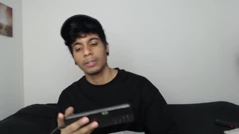 khevinlopezonig online show from November 23, 7:19 am