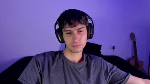 khozler_ online show from February 1, 4:56 am