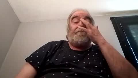 KICKINME online show from November 30, 8:27 am