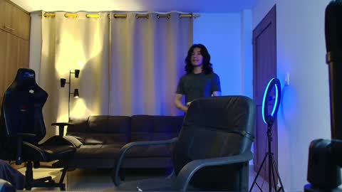 Snapshot of kikeruiz_19 chatting on December 31, 2:47 pm kikeruiz 19 online show from December 31, 2:47 pm