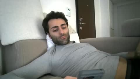 kikkus01 online show from February 14, 2:54 pm