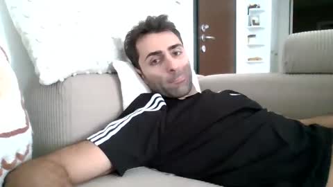 kikkus01 online show from November 27, 1:37 pm