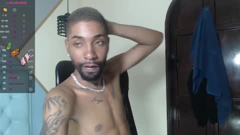 Snapshot of kilian_xx chatting on January 12, 5:03 am Kilian xxx online show from January 12, 5:03 am