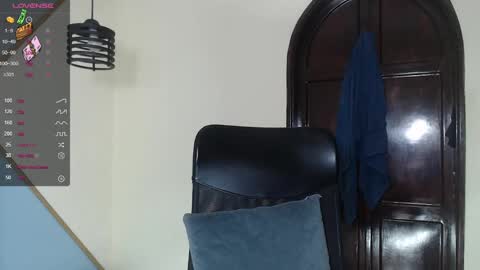 Snapshot of kilian_xx chatting on January 1, 3:03 pm Kilian xxx online show from January 1, 3:03 pm