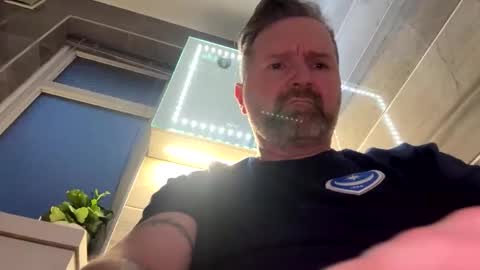 William online show from March 9, 6:24 pm