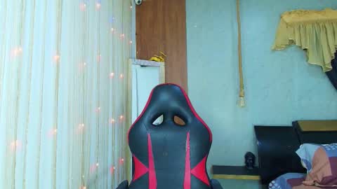 KIM online show from March 9, 2:44 pm