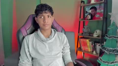 Snapshot of kimerico_04 chatting on December 30, 11:28 pm ISAAC online show from December 30, 11:28 pm