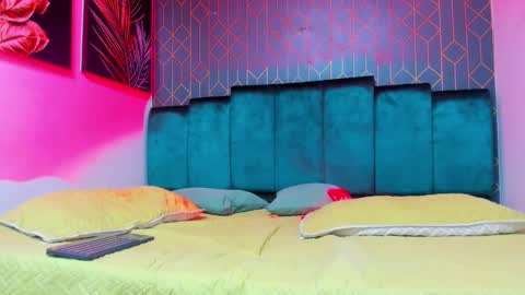 Angel Falconer online show from September 13, 6:03 am