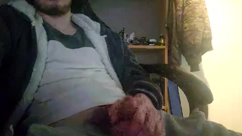 Snapshot of kingcharlez_04 chatting on March 8, 9:40 pm kingcharlez_04 online show from March 8, 9:40 pm