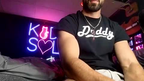 Snapshot of kingdaddysayless chatting on October 22, 10:02 pm kingdaddysayless online show from October 22, 10:02 pm