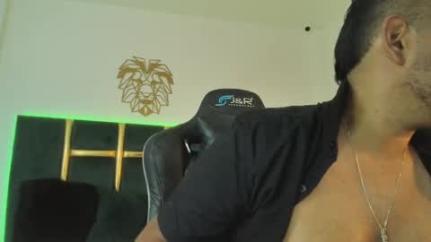 kingg_jay online show from June 3, 12:07 pm