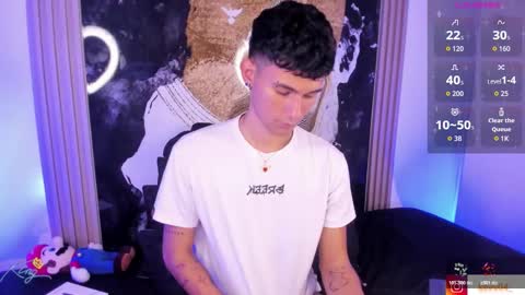  A L E X  online show from March 14, 4:52 am