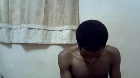 kingsleeee online show from July 5, 5:03 am