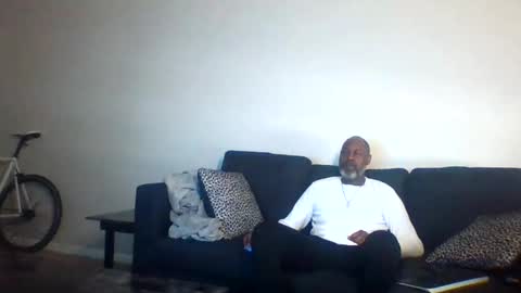 Kirby online show from October 29, 6:22 pm