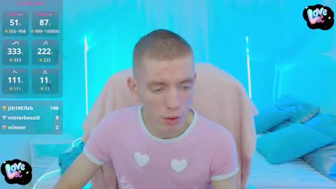Snapshot of kireev_ chatting on October 16, 12:46 pm online show from October 16, 12:46 pm
