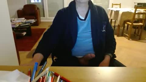 kisslog1 online show from February 28, 5:45 pm