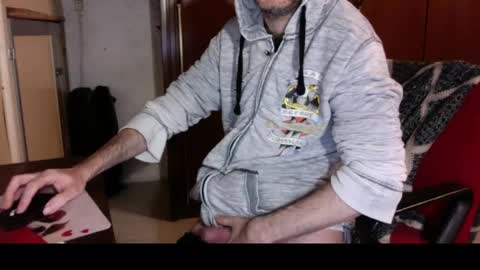 kissofbanned1983 online show from December 15, 4:37 pm