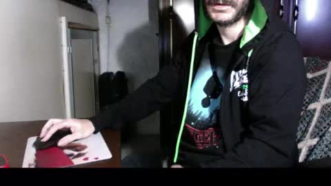 kissofbanned1983 online show from October 29, 11:02 am