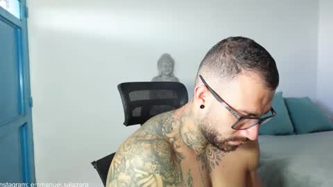 Snapshot of kite__ chatting on January 6, 1:19 pm kite__ online show from January 6, 1:19 pm