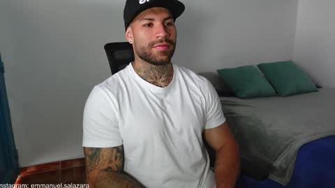Snapshot of kite__ chatting on December 30, 2:19 pm kite__ online show from December 30, 2:19 pm