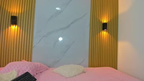 kitty_gill online show from December 22, 11:22 am