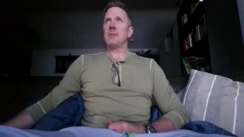 Knight3975 online show from April 17, 6:27 am