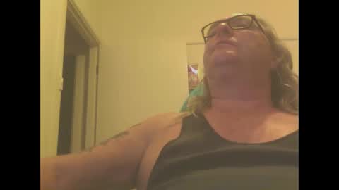 knobout online show from January 21, 11:18 am