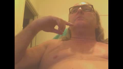 knobout online show from January 15, 10:38 am