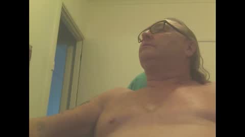 knobout online show from March 10, 5:43 am