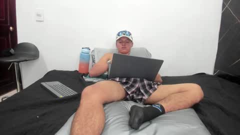 Snapshot of kodda_999 chatting on October 14, 7:54 pm Kodda online show from October 14, 7:54 pm