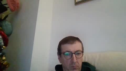 Snapshot of kolesie7 chatting on January 2, 6:45 pm JUAN CARLOS online show from January 2, 6:45 pm