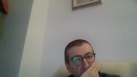 Snapshot of kolesie7 chatting on December 12, 7:59 pm JUAN CARLOS online show from December 12, 7:59 pm