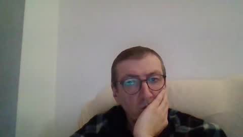 Snapshot of kolesie7 chatting on December 19, 8:02 pm JUAN CARLOS online show from December 19, 8:02 pm