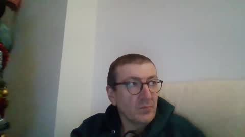 Snapshot of kolesie7 chatting on December 14, 7:57 pm JUAN CARLOS online show from December 14, 7:57 pm