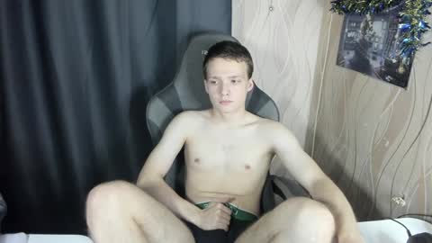 konnor_deviant online show from December 27, 9:00 pm