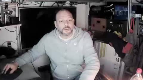 Snapshot of kostasgreek42 chatting on February 16, 11:05 am Kosta online show from February 16, 11:05 am