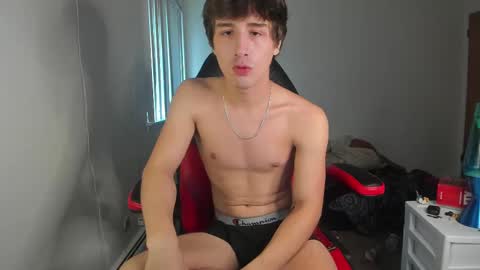 Brayden Thompson online show from October 29, 6:11 pm