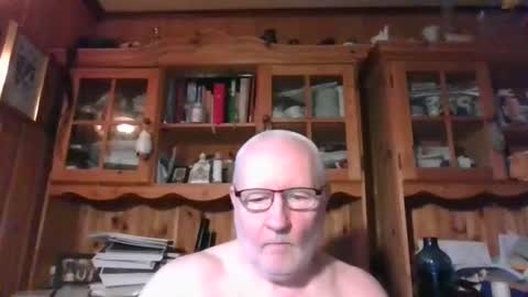 Snapshot of kukken18 chatting on October 23, 8:07 am Kukken18 online show from October 23, 8:07 am