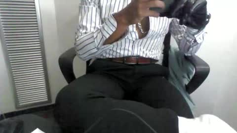 kunal7034 online show from March 27, 12:37 am