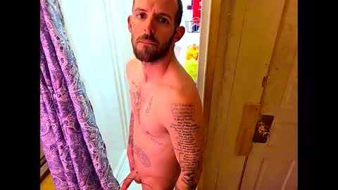 kuntryboyfresh1995 online show from February 4, 7:42 pm