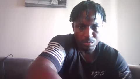 Snapshot of kushgod711 chatting on January 6, 8:18 pm kgbbc9 online show from January 6, 8:18 pm
