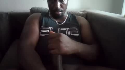 Snapshot of kushgod711 chatting on January 23, 10:11 pm kgbbc9 online show from January 23, 10:11 pm