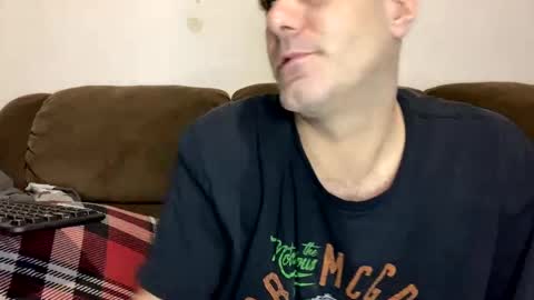 Snapshot of kyle67527 chatting on December 27, 1:00 am kyle67527 online show from December 27, 1:00 am