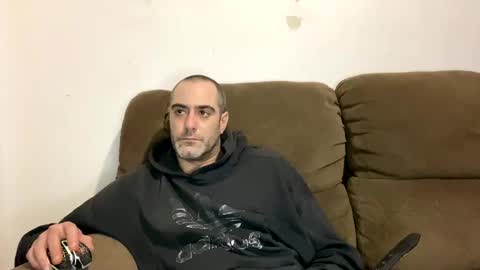 Snapshot of kyle67527 chatting on January 8, 3:29 am kyle67527 online show from January 8, 3:29 am