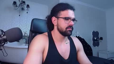 KysonRhodes online show from December 23, 6:22 am