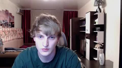 Snapshot of l1onkennedy chatting on September 14, 8:33 pm l1onkennedy online show from September 14, 8:33 pm
