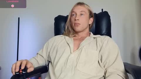 Adonis online show from November 10, 10:42 am